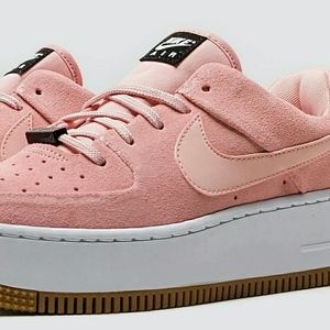 Nike Air Force 1 - Sage Low Coral Stardust